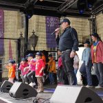 45. Brüggener Pfingstfest 2025 – Stimmungsvoller Blick auf die beleuchtete Festmeile