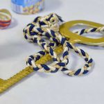 Kostümierte Frauen beim Veedelzoch Altweiber Brüggen