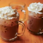 Brüggener Burgweihnacht 2024 – Kunsthandwerk-Stand mit weihnachtlichen Dekorationsartikeln