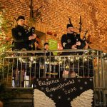 Brüggener Burgweihnacht 2025 – Kunsthandwerker präsentiert handgefertigte Holzarbeiten