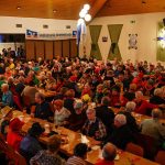 Einmarsch der Garden zur Seniorensitzung Bracht 2025